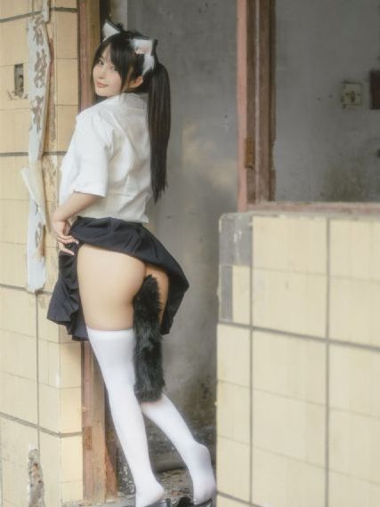 三级做爰蜜桃成熟时电影卿本佳人